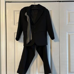 Boys Black Suit with Jacket, Pants and Clip On Tie Size 8